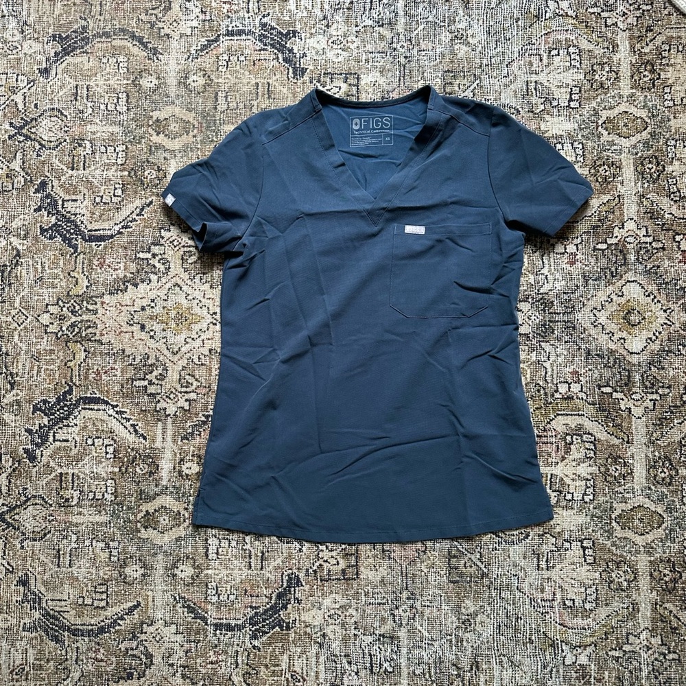 Steel Blue Figs Women’s Catarina Scrub Top